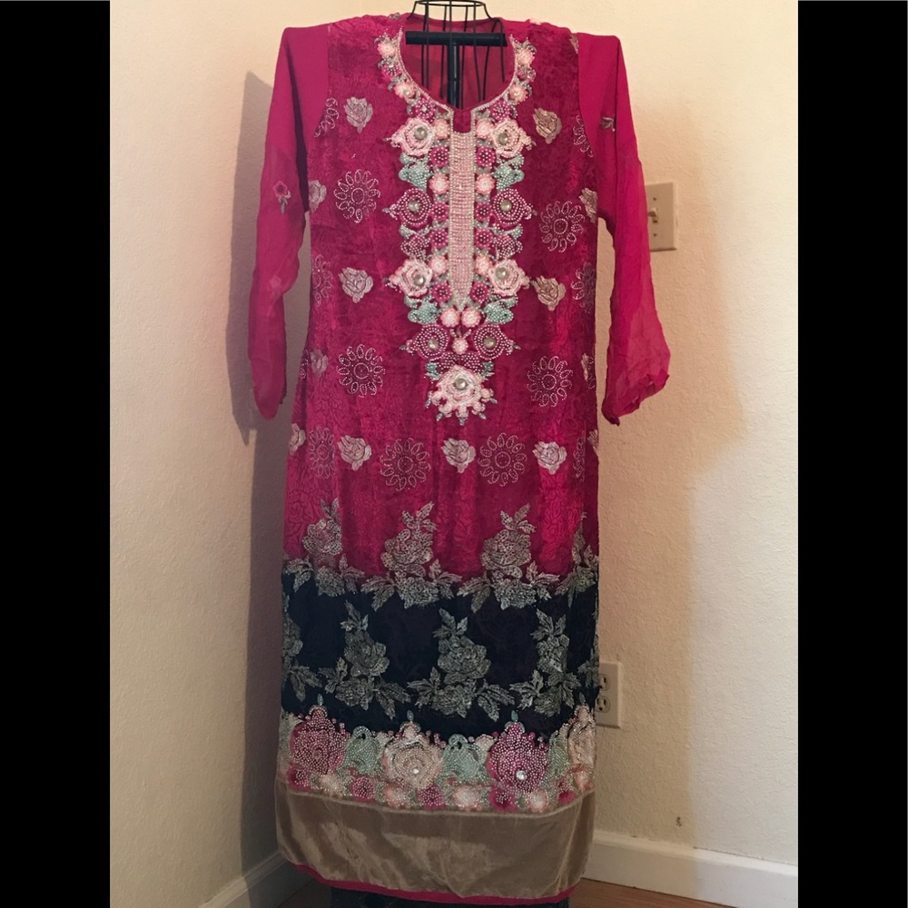 Pakistan Salwar Kameez